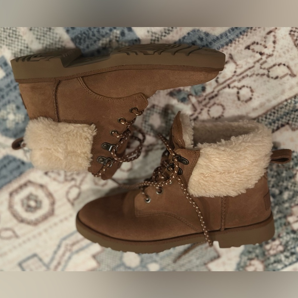 UGG Romely Heritage Lace Up Boots